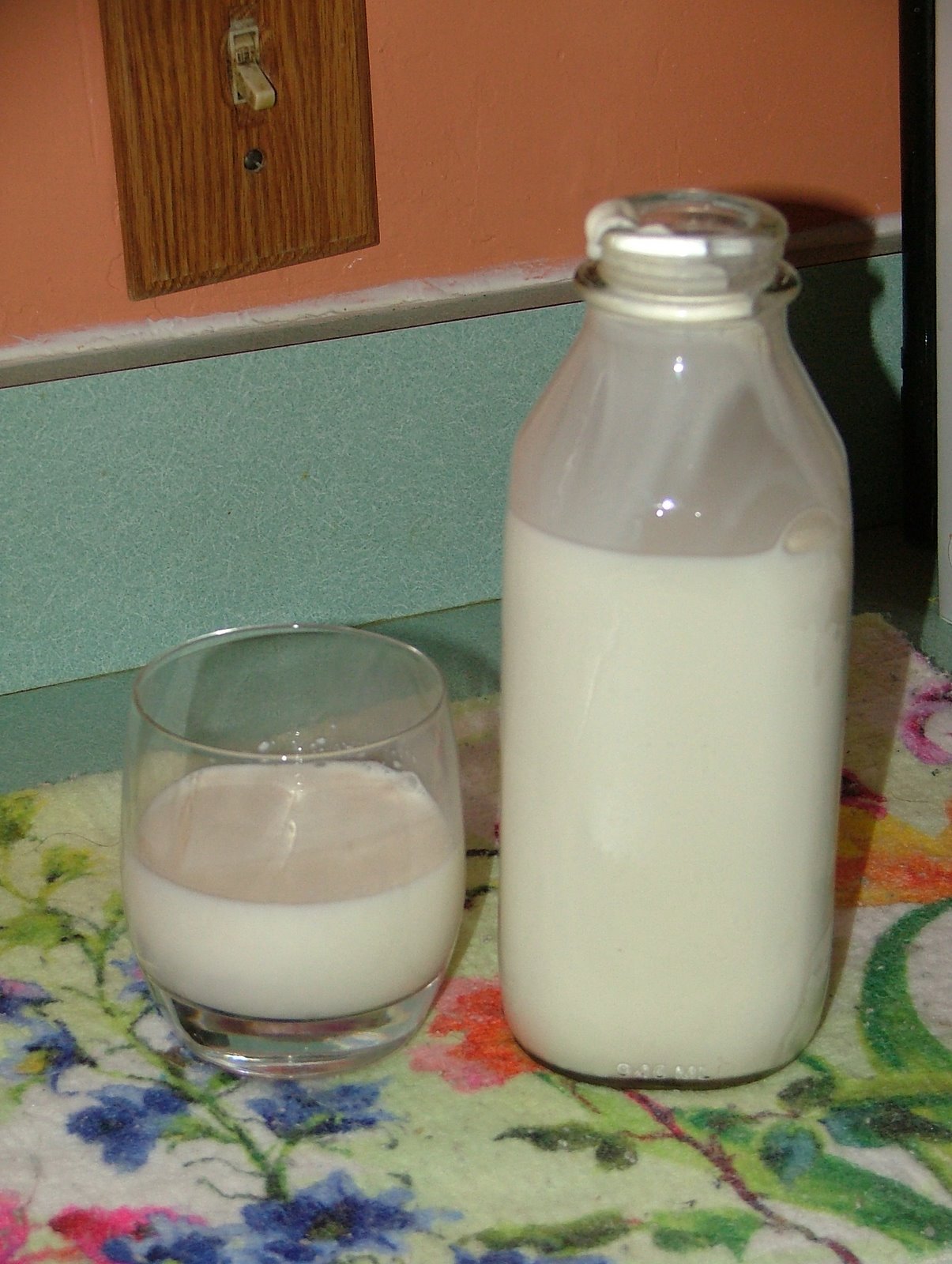 [Milk.JPG]
