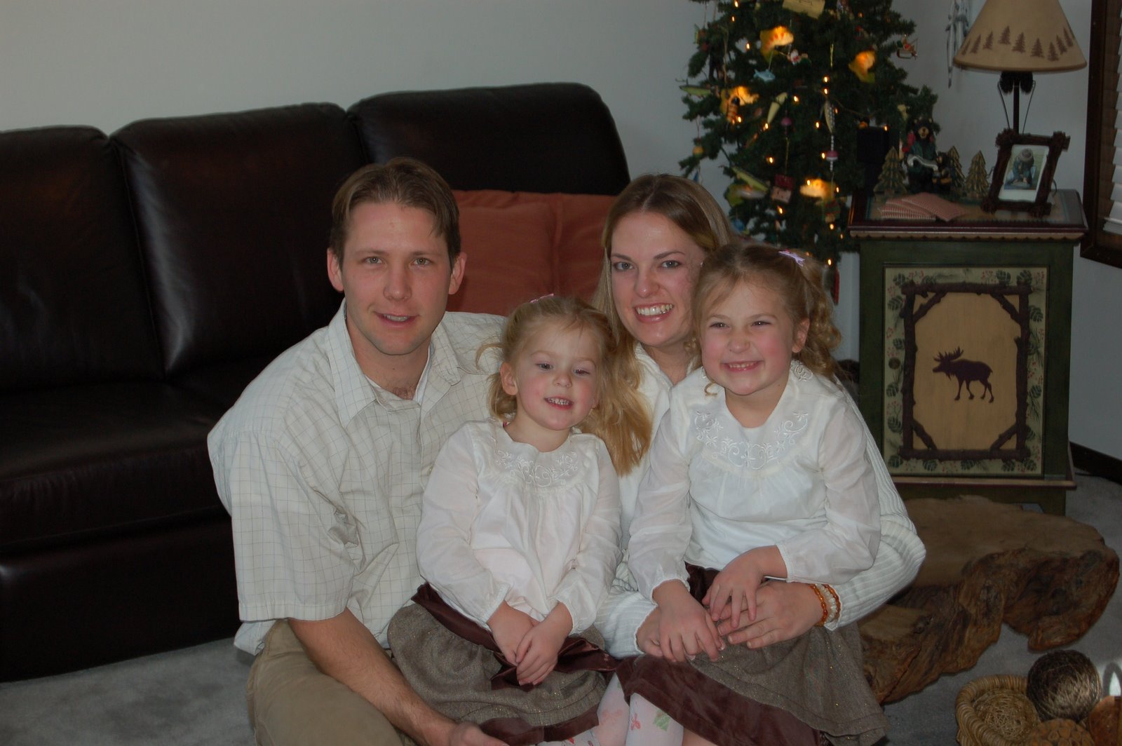 [Cameron+&+Melissa+Brown+Family.jpg]