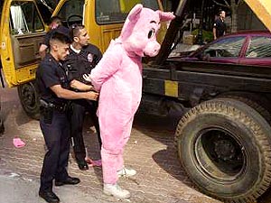 [Porky_arrested.jpg]