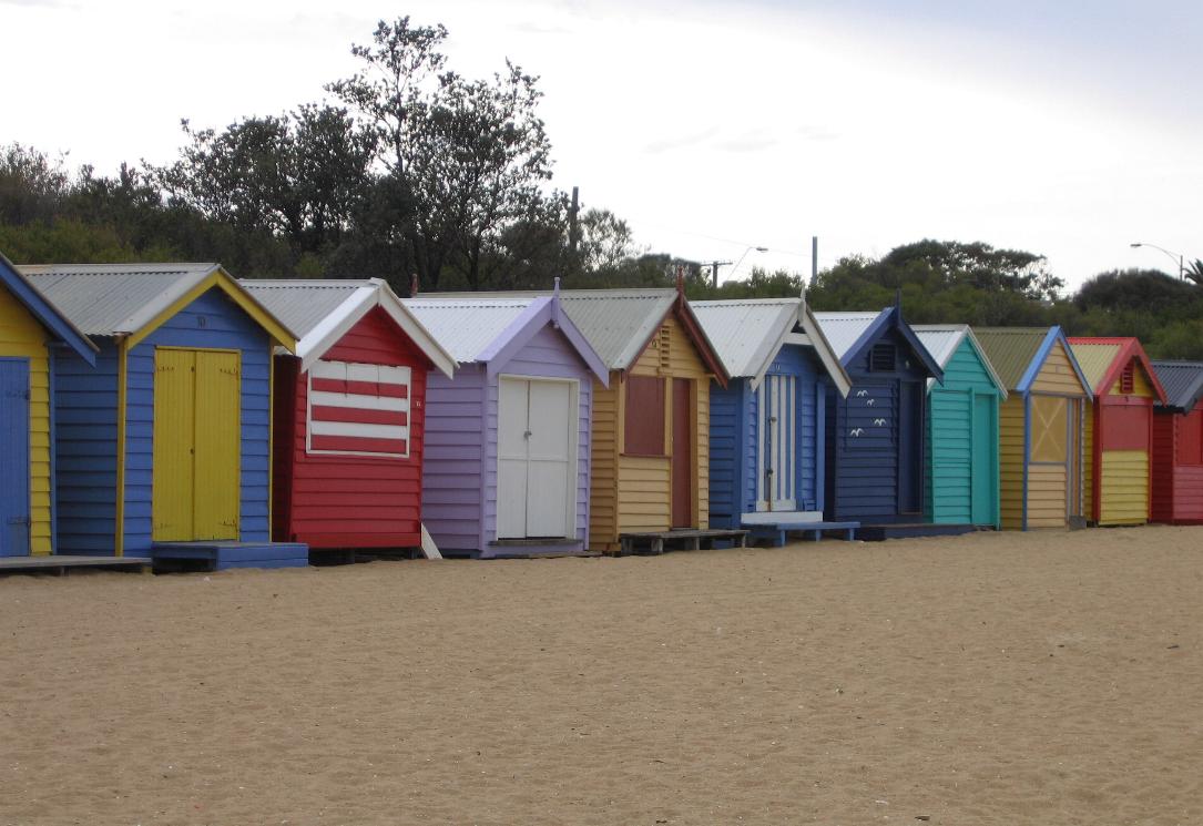 [Brighton+beach+huts+in+row.JPG]