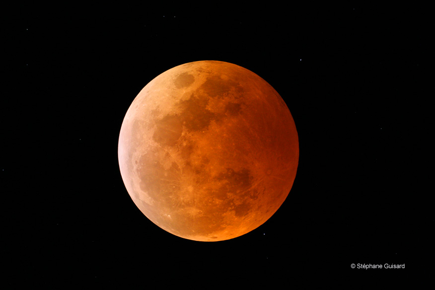 [SGU-Moon_eclipse_041027-ps-S.jpg]
