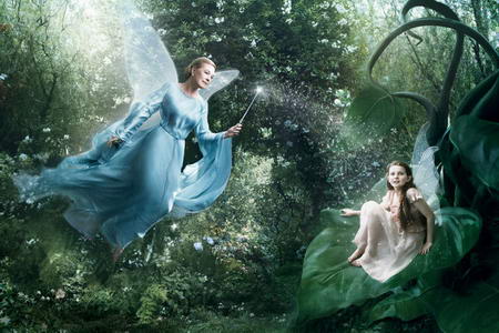 [julie-andrews-blue-fairy.jpg]