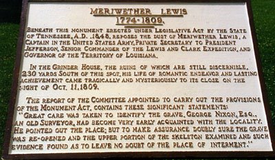 [Meriwether+Lewis+monument.jpg]