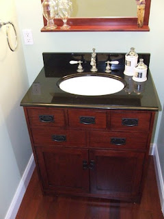 picture of bathroom vanity
