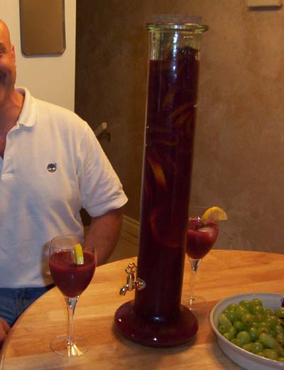 [the_Sangria_King_cropped_400w.JPG]