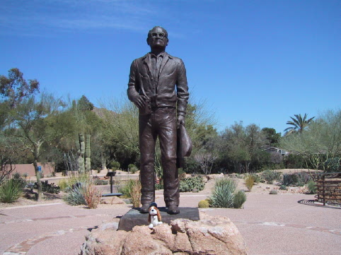 [02+Goldwater+statue.jpg]