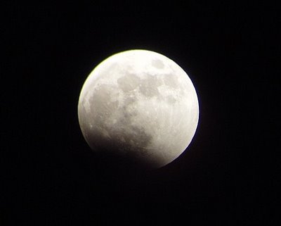 [lunar+eclipse+I.jpg]