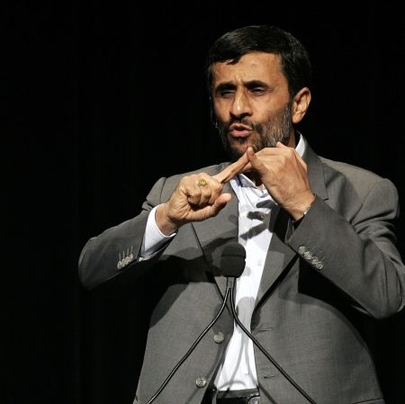 [14-Ahmadinejad+Columbia+REU.jpg]