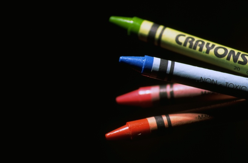 [crayons+dark.jpg]