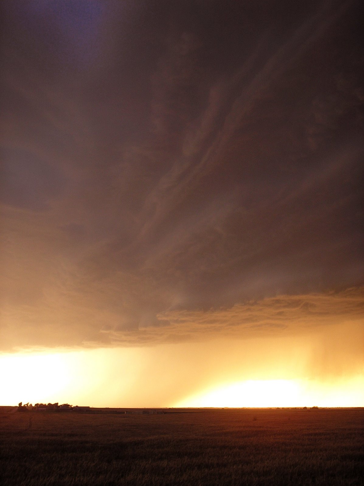 [Stormy+sky+I+-+Oklahoma+2008-06-03.jpg]