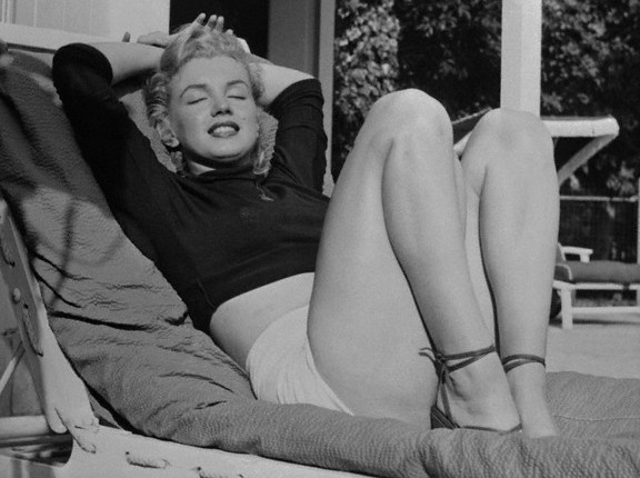 [Marilyn+Monroe+1.jpg]