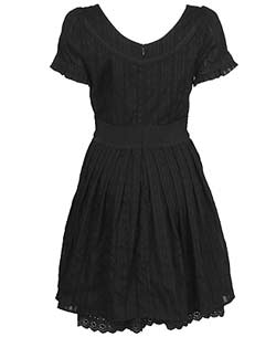 [black+dress+1.jpg]