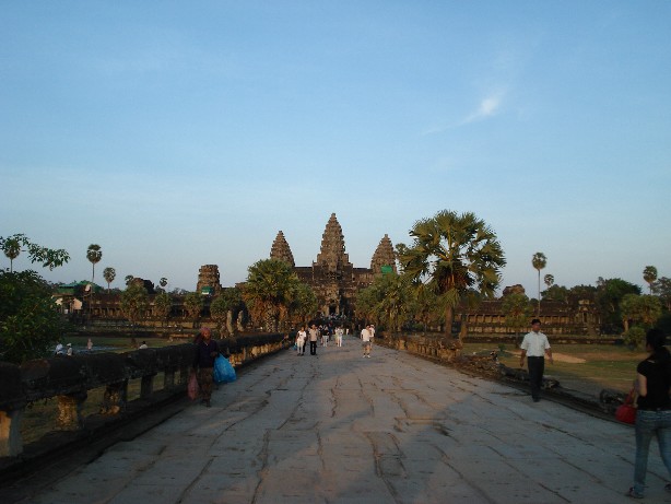 [Angkor+Wat+at+Sunset.JPG]