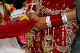 [Wedding_sari.jpg]