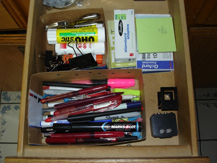 [junk+drawer+box+1.jpg]
