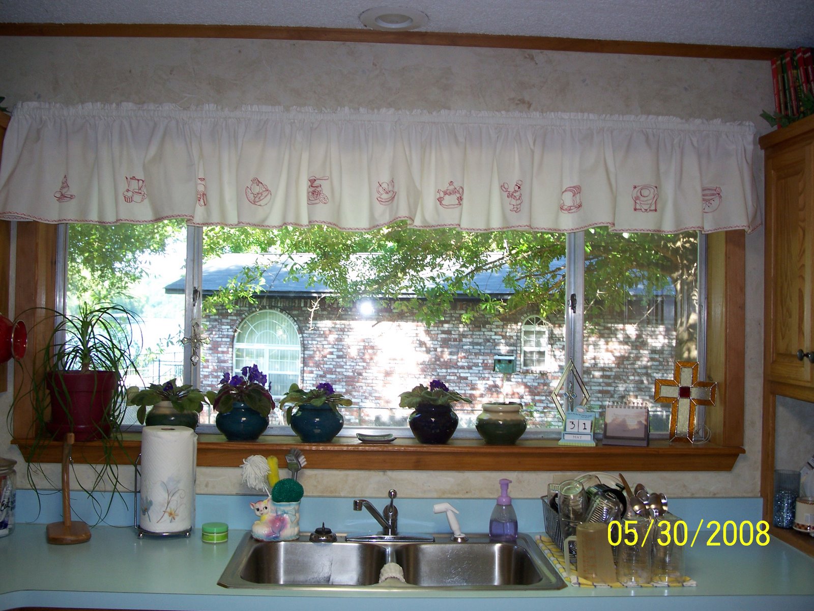 [kitchen+003.JPG]