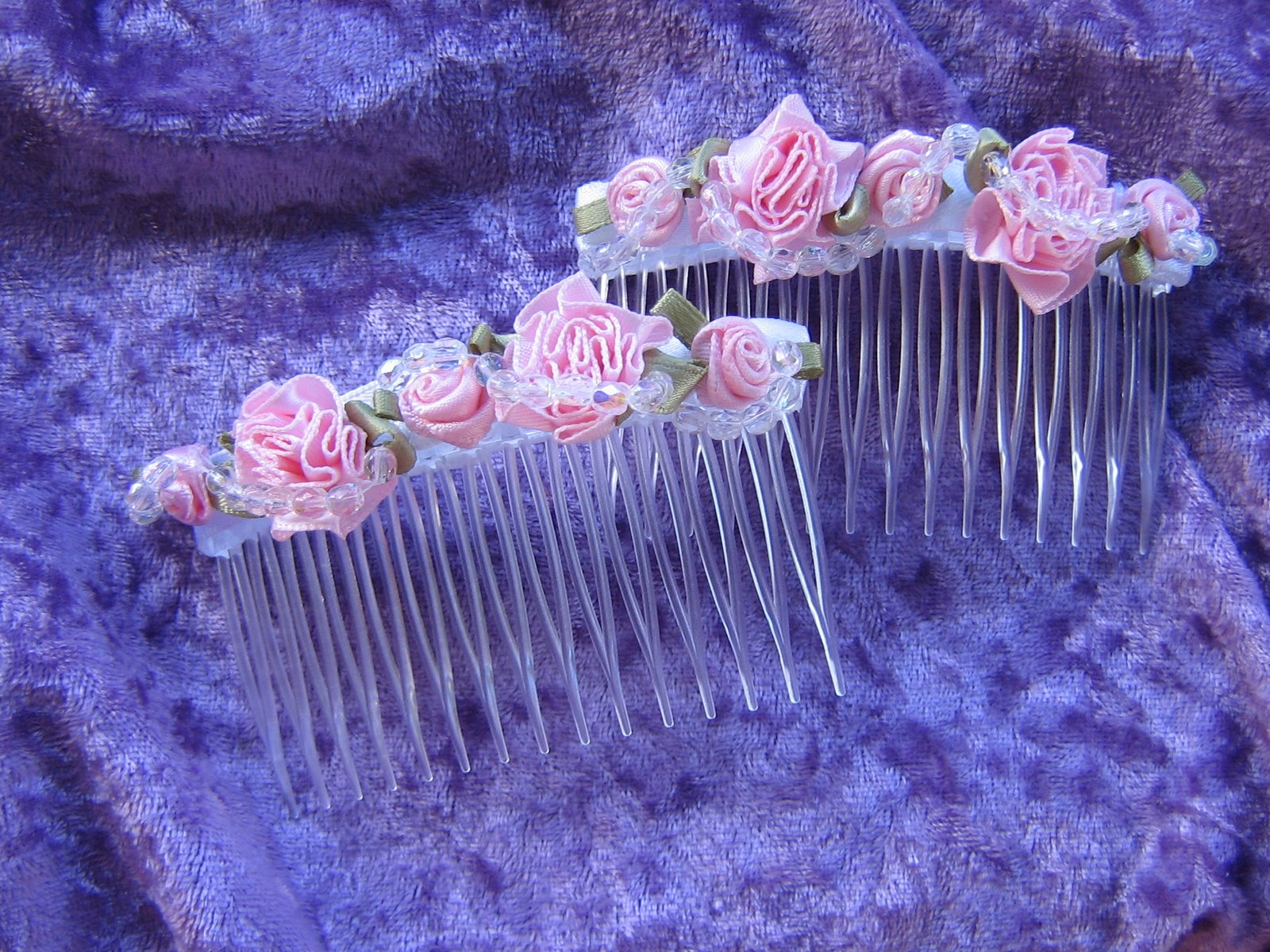 [Haircombs+Pink+Rose+&+AB+Crystals.JPG]