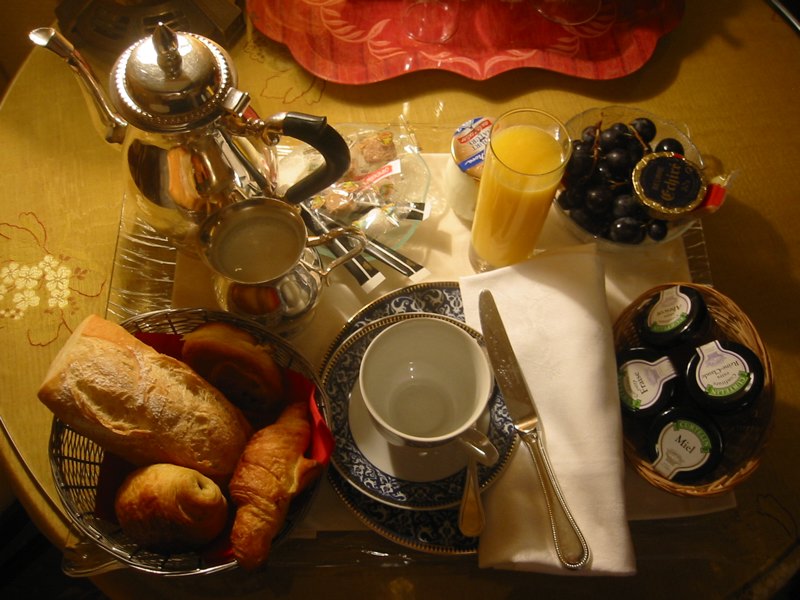 Breakfast in the room, Amboise