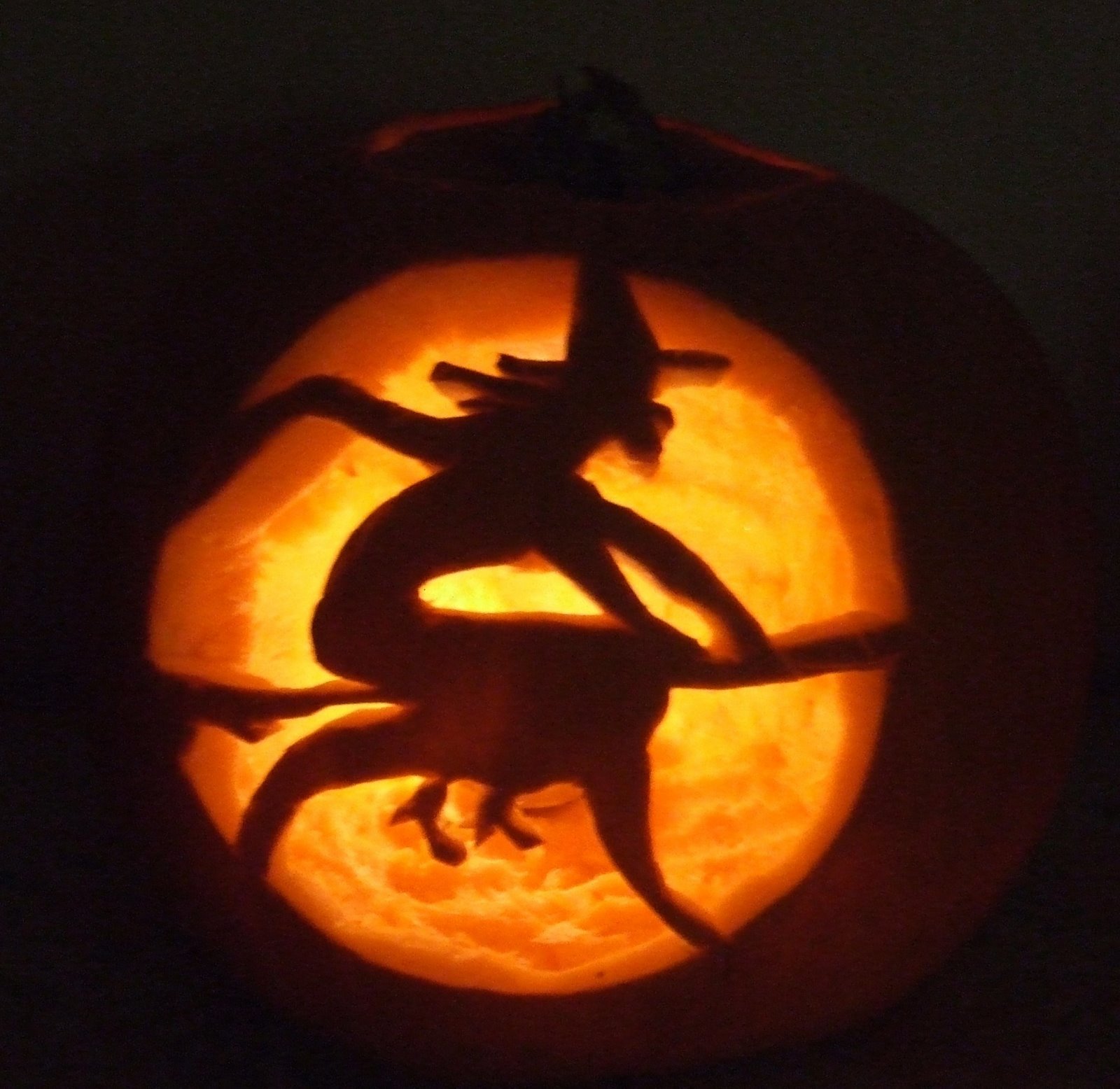 [witch+pumpkin.jpg]