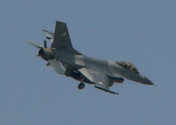 [PAF_F-16A_Lahore.jpg]
