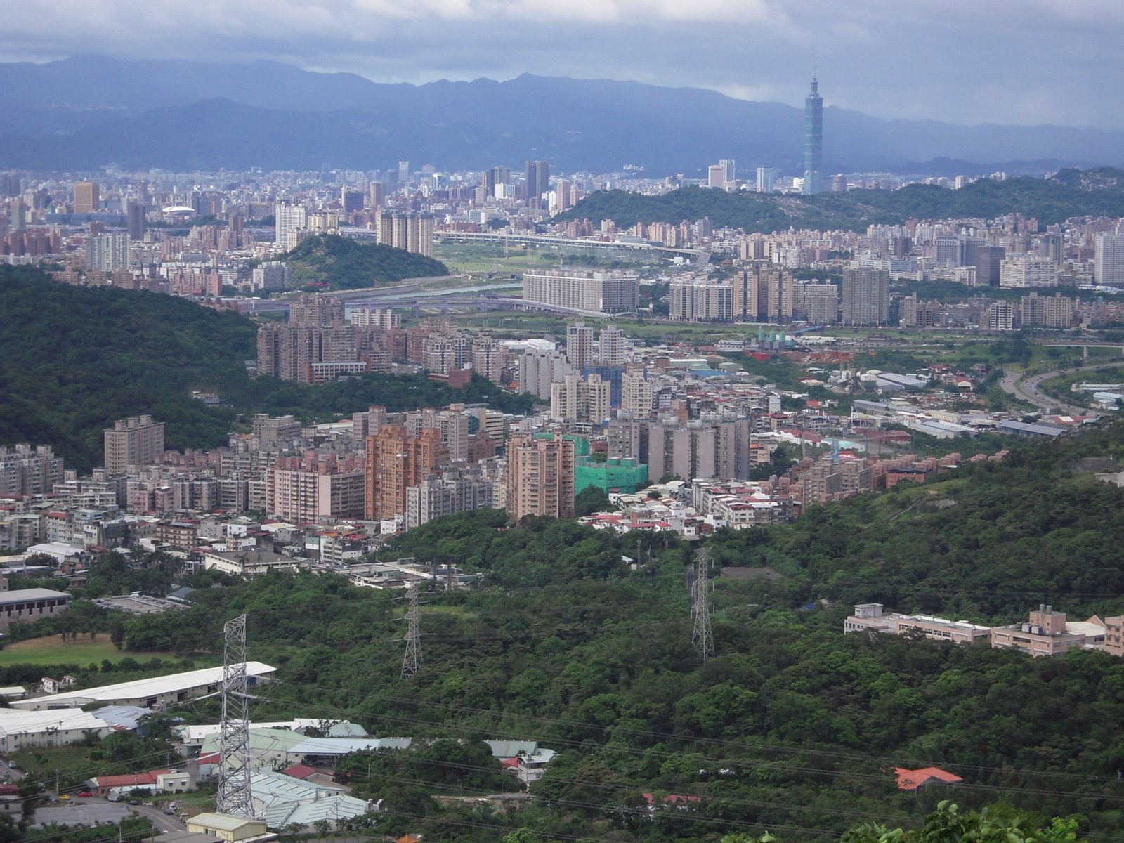 [Taipei+101+view.jpg]