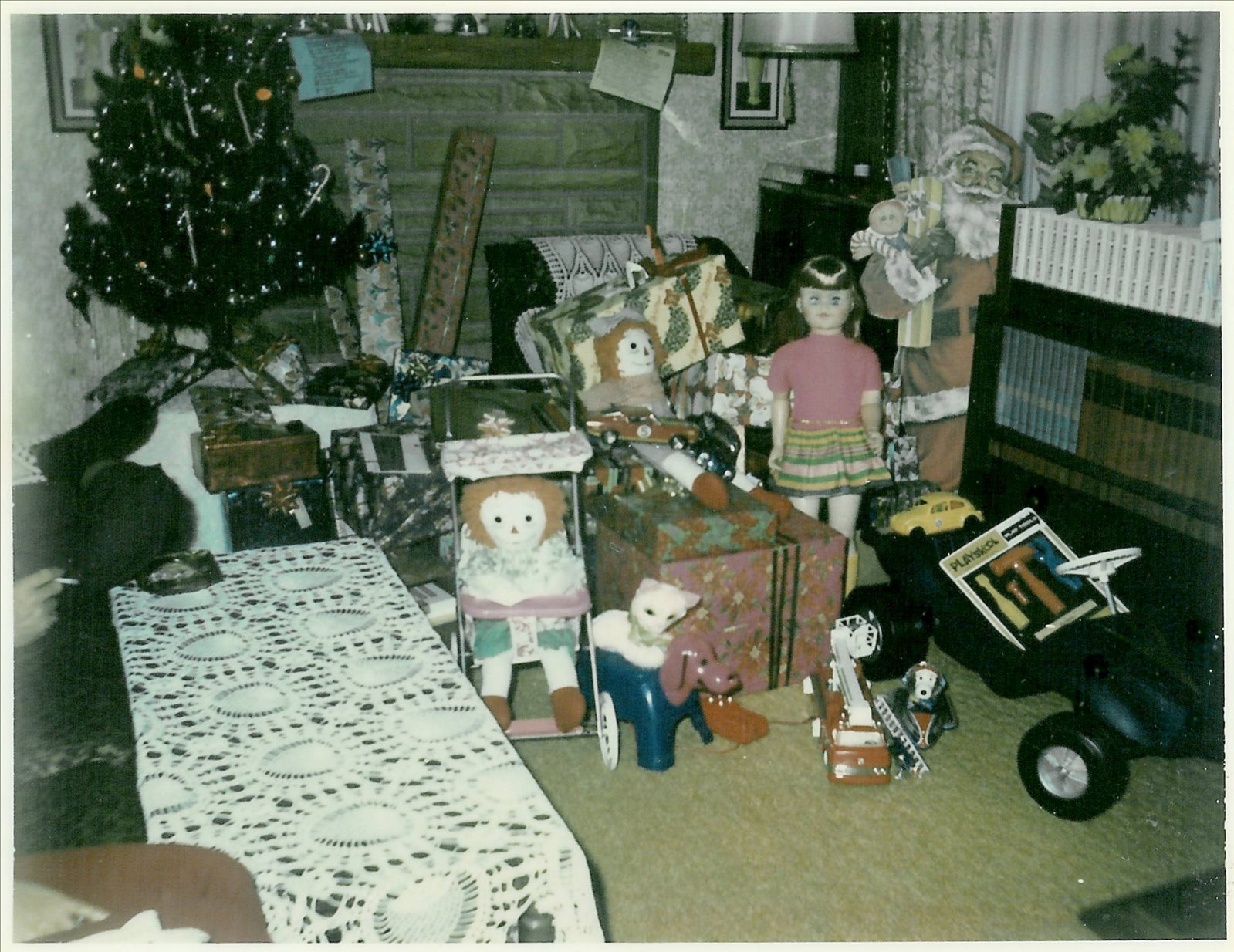[Christmas-1970.jpg]