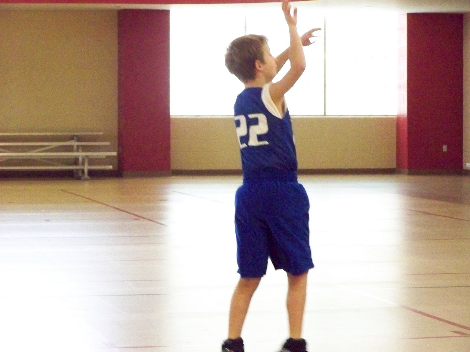[Basketball+08+002.jpg]