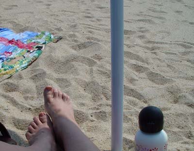 [1+beach+feet.JPG]