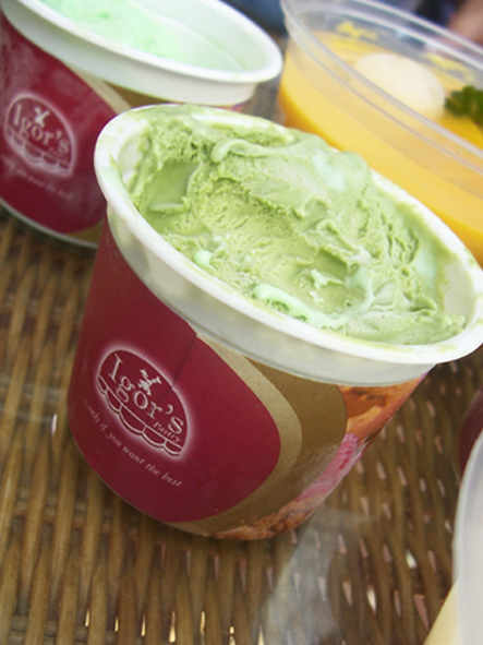 [igor's+greentea+icecream.jpg]