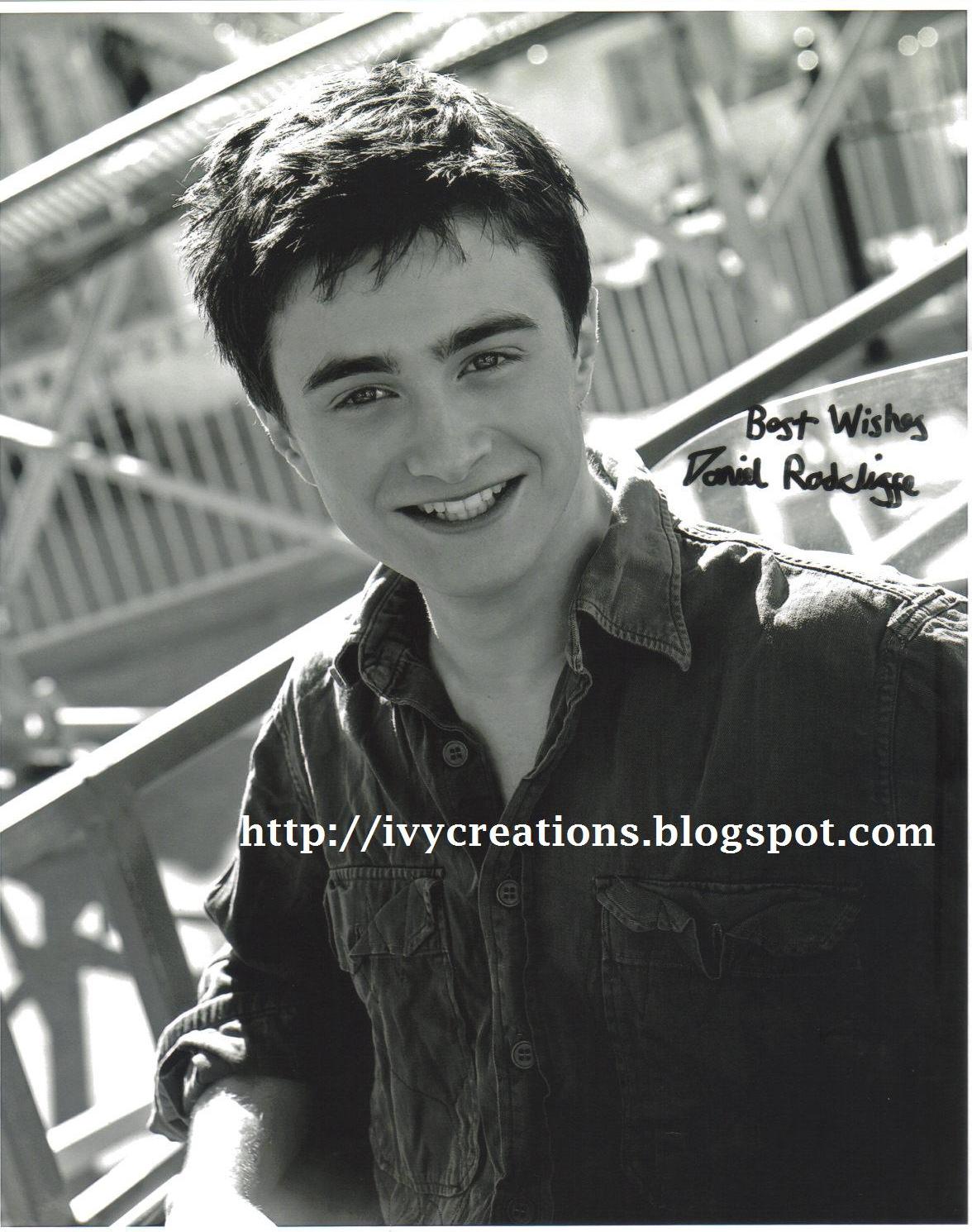 [Daniel_Radcliffe_Autographed_Pic-watermarked.JPG]