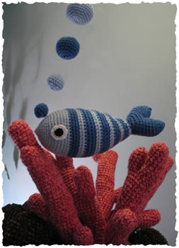 [blue+bubbly+fish+by+melilab.jpg]
