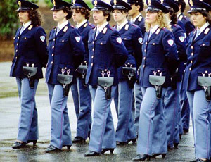 italian policewomen in shoes that fit