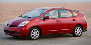 [2008+Toyota+Prius.jpg]