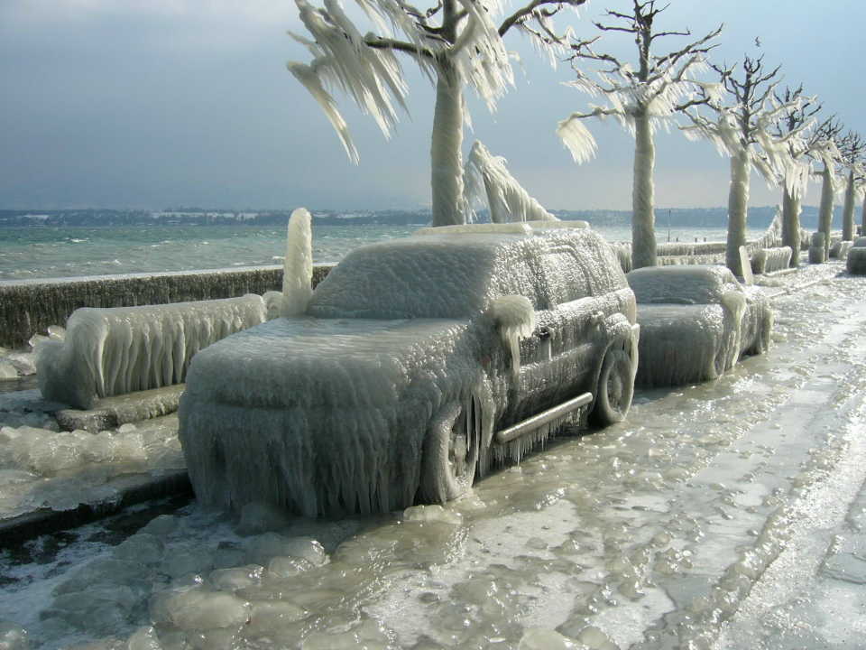 [frozen_cars.jpg]