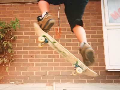 [skateboarding-.jpg]