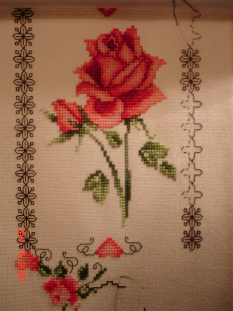 [Mystery+Stitch+Along+-+right+blackwork+border+completed.jpg]