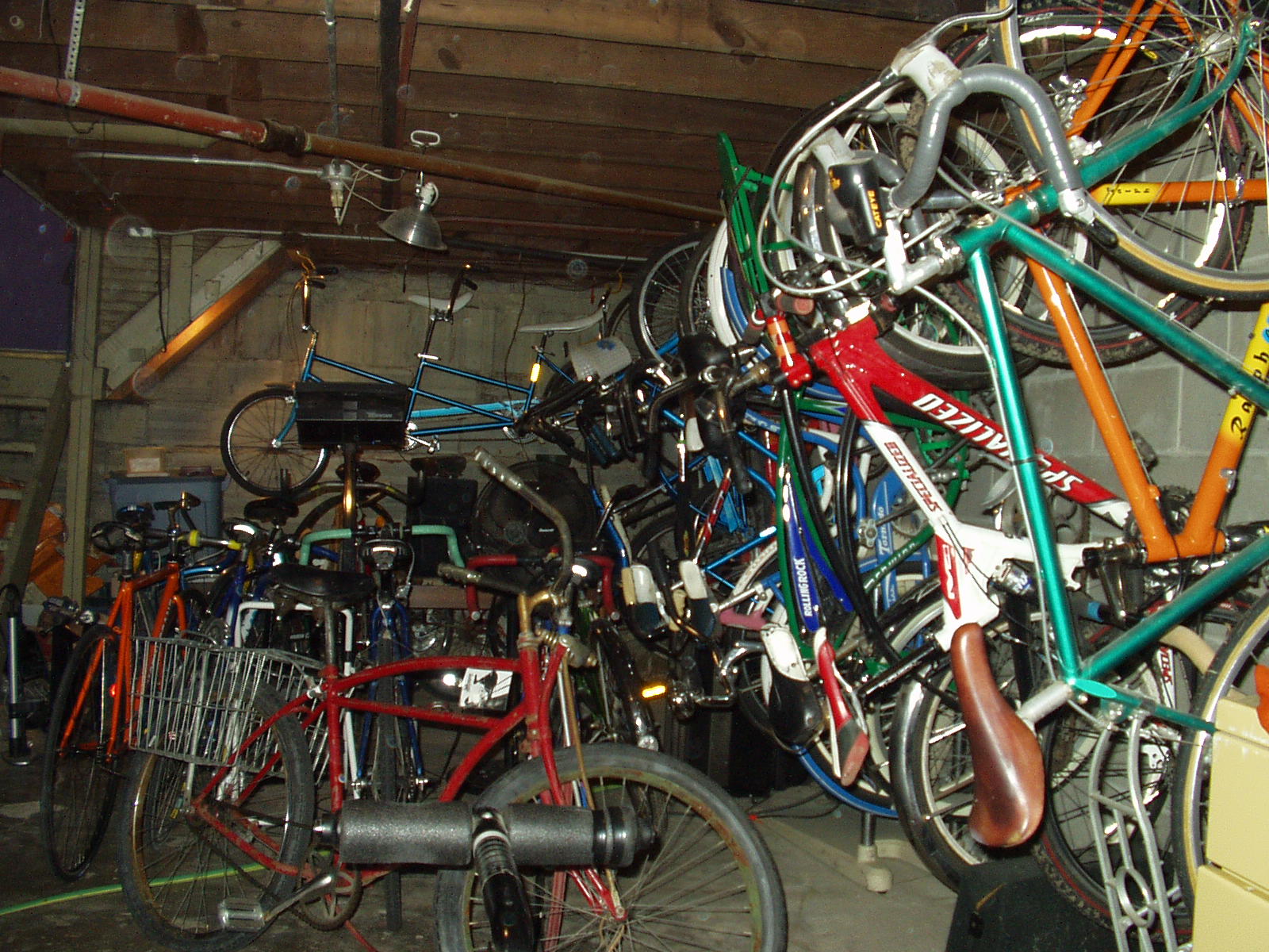 [basement+full+of+bikes+01.JPG]