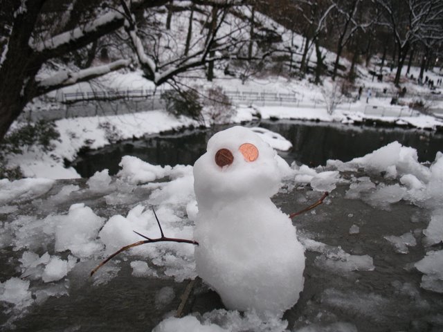 [penny+snowman.jpg]