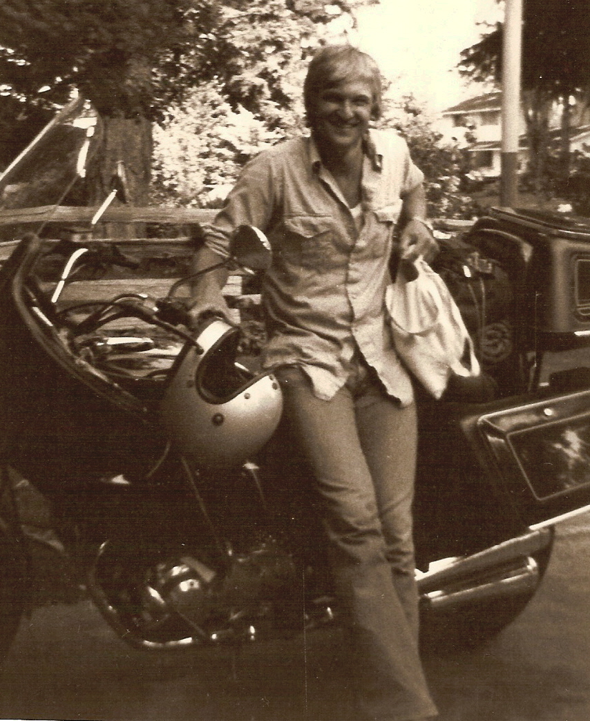 [Stacey_and_Motorcycle0001.jpg+Cropped+2.jpg]