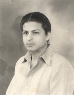 shahrukh khan. Shahrukh Khan#39;s Parents and
