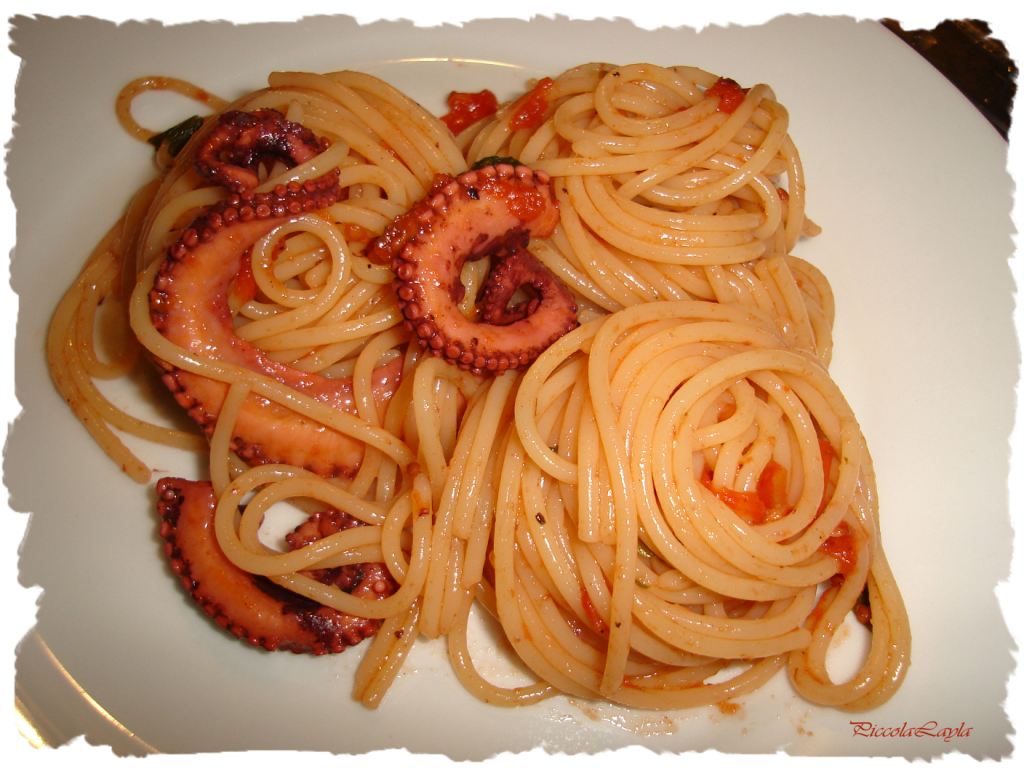 [spaghetti+con+il+polpo.JPG]