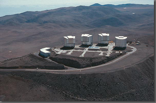[27+July+2002+aerial+view+of+the+VLT+Observatory+on+Cerro+Par.jpg]