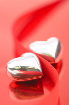 [Golden+hearts+with+red+ribbon+uid.jpg]
