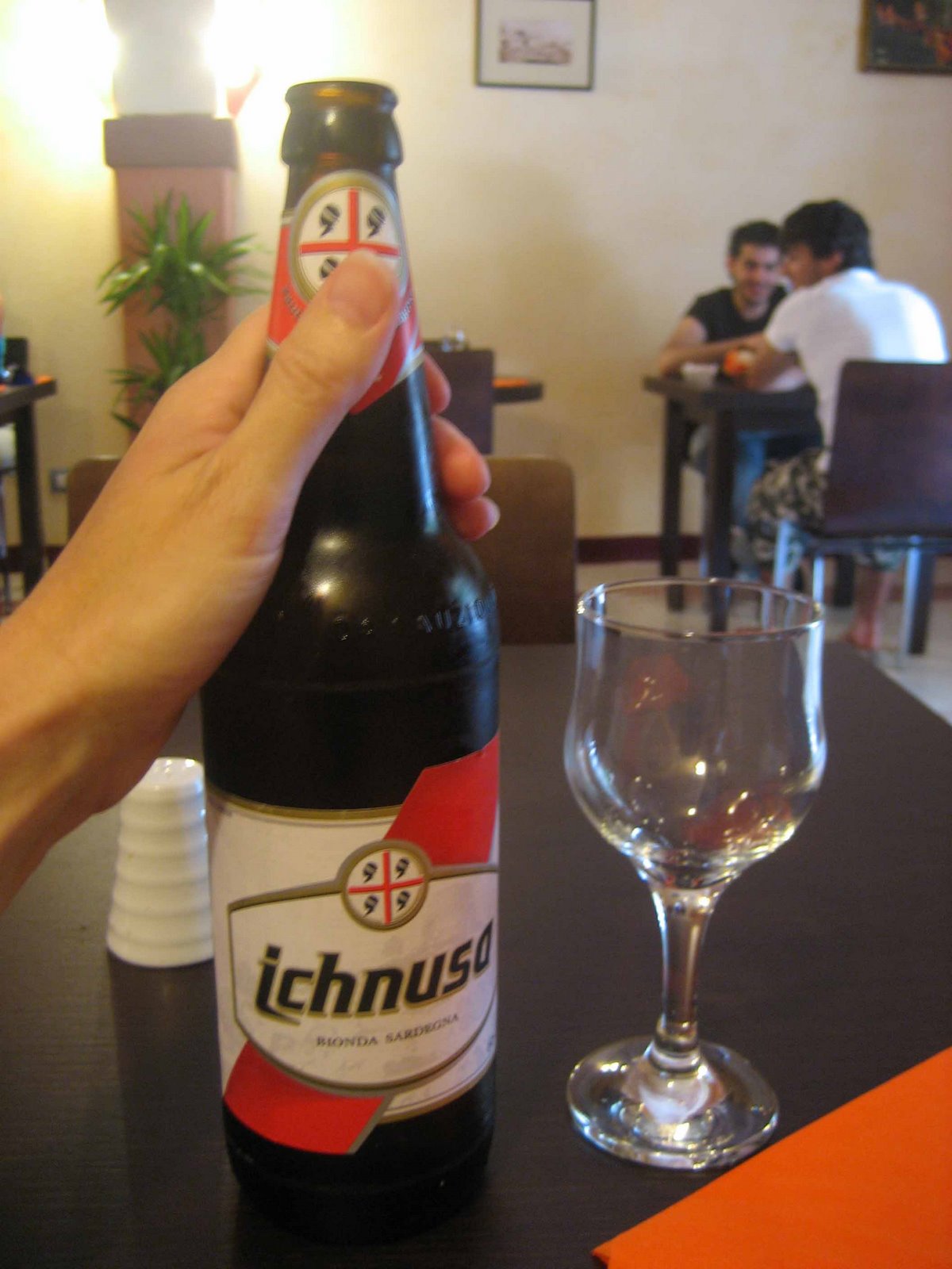 [Alghero+gran+cerveza+ichnusa.jpg]