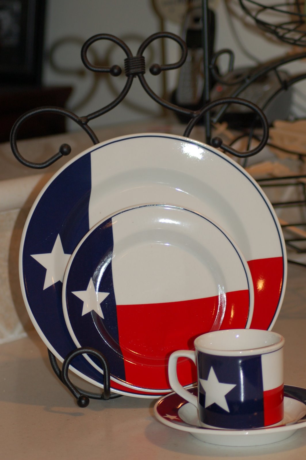 [texas+dishes+right.JPG]