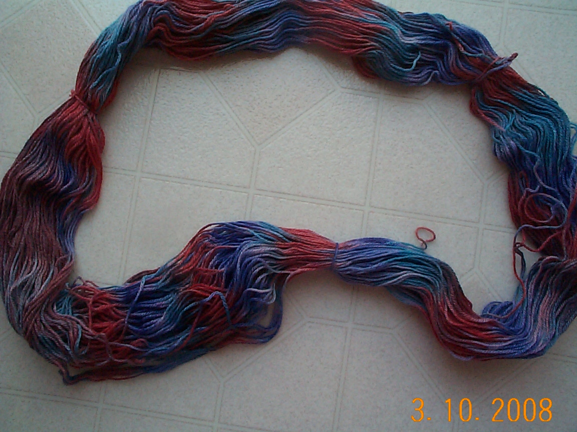 [First+hand+dyed+sock+yarn.JPG]