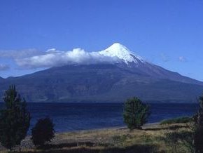 [Volcan+Osorno,+Chile.jpg]