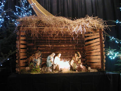 [Traditional+Nativity+Scene.jpg]