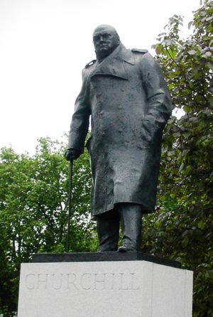 [300px-Winston_Churchill_statue_in_London.jpg]