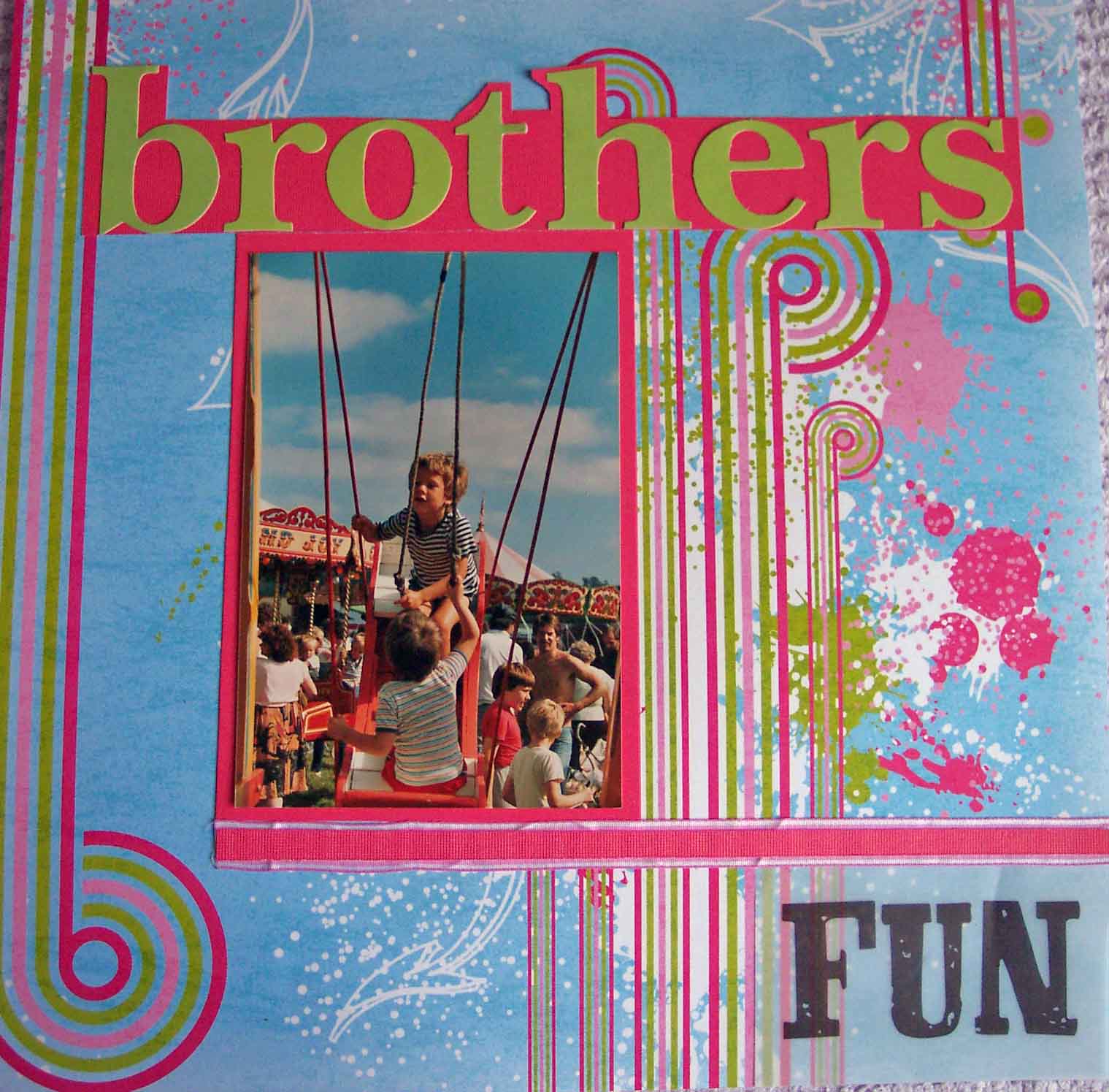 [brothers+having+fun.jpg]